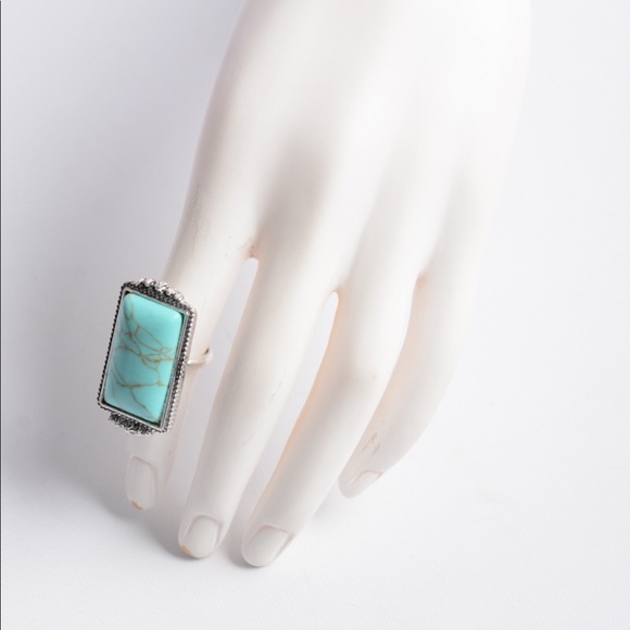 Vintage Rectangle Adjustable Ring - Picture 3 of 6